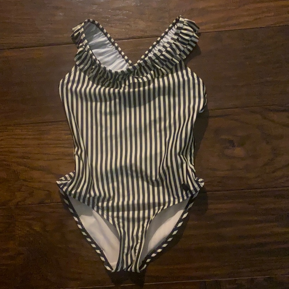 Super cute girls swimsuit- brand new, no tags